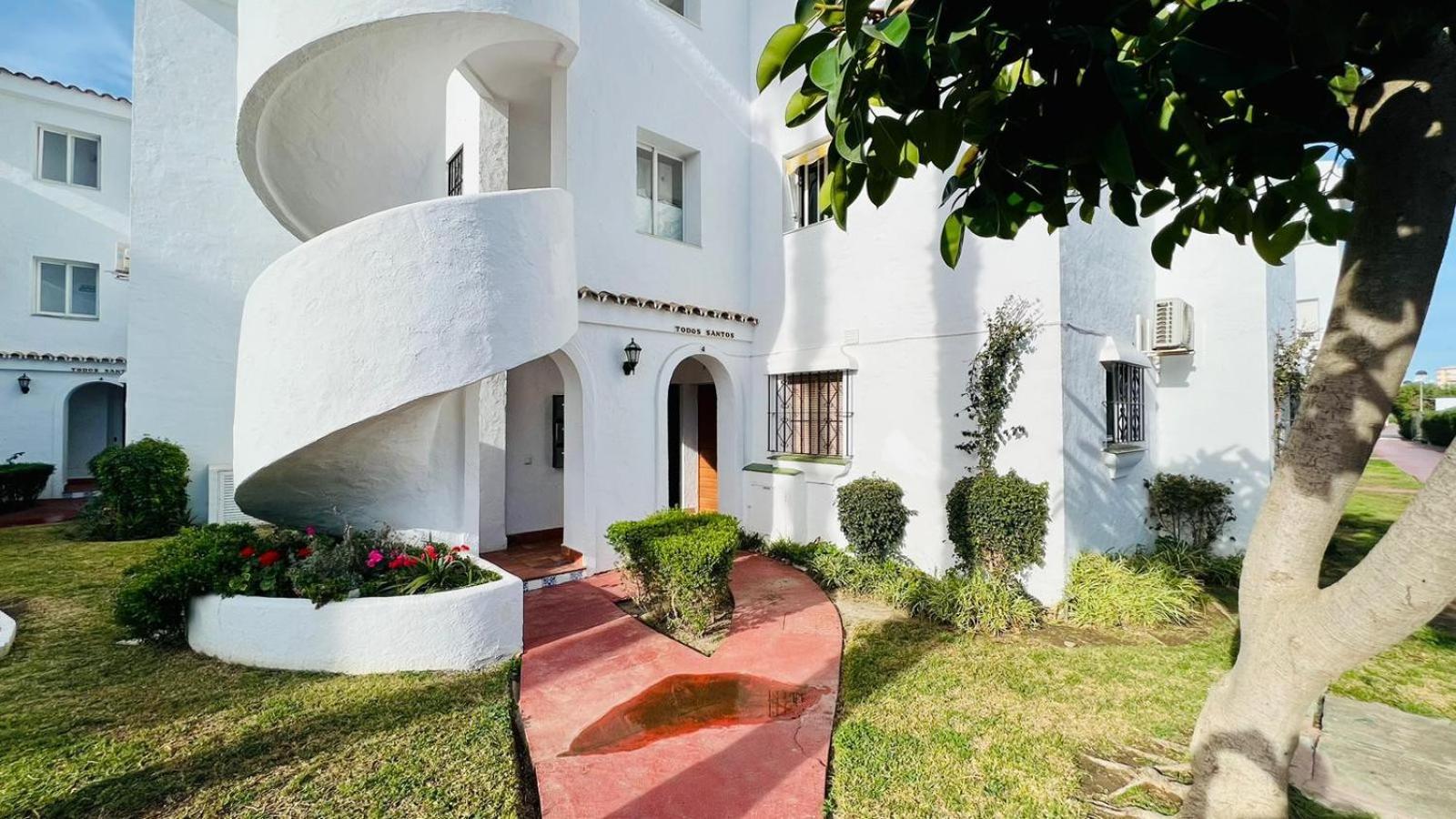 Apartamento Laguna Beach At Home Torrox Dış mekan fotoğraf