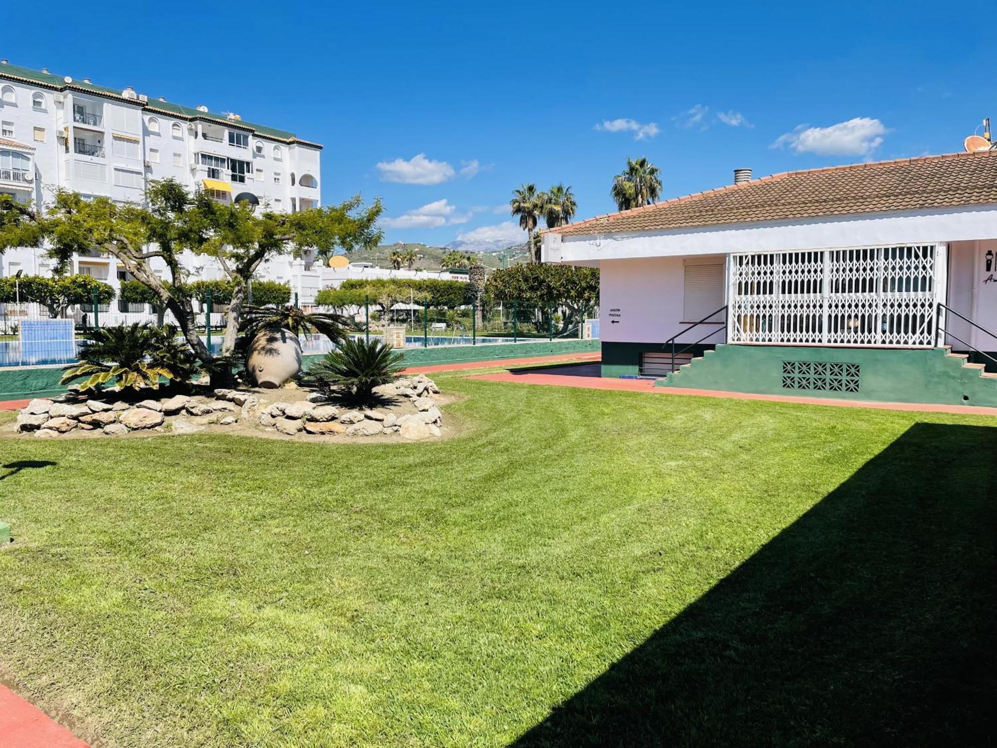 Apartamento Laguna Beach At Home Torrox Dış mekan fotoğraf