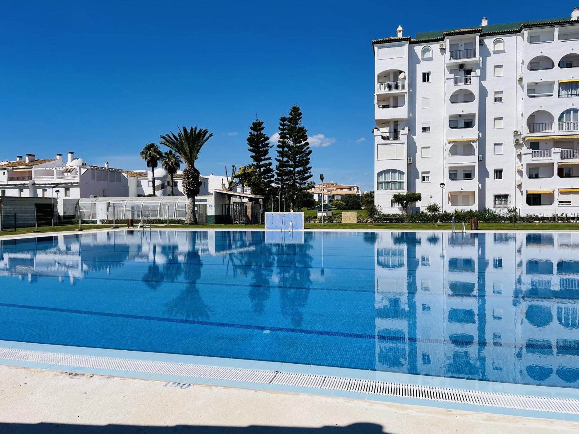 Apartamento Laguna Beach At Home Torrox Dış mekan fotoğraf